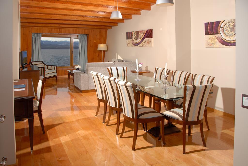 Alma Del Lago Suites & Spa Σαν Κάρλος ντε Μπαριλότσε Εξωτερικό φωτογραφία A dining room