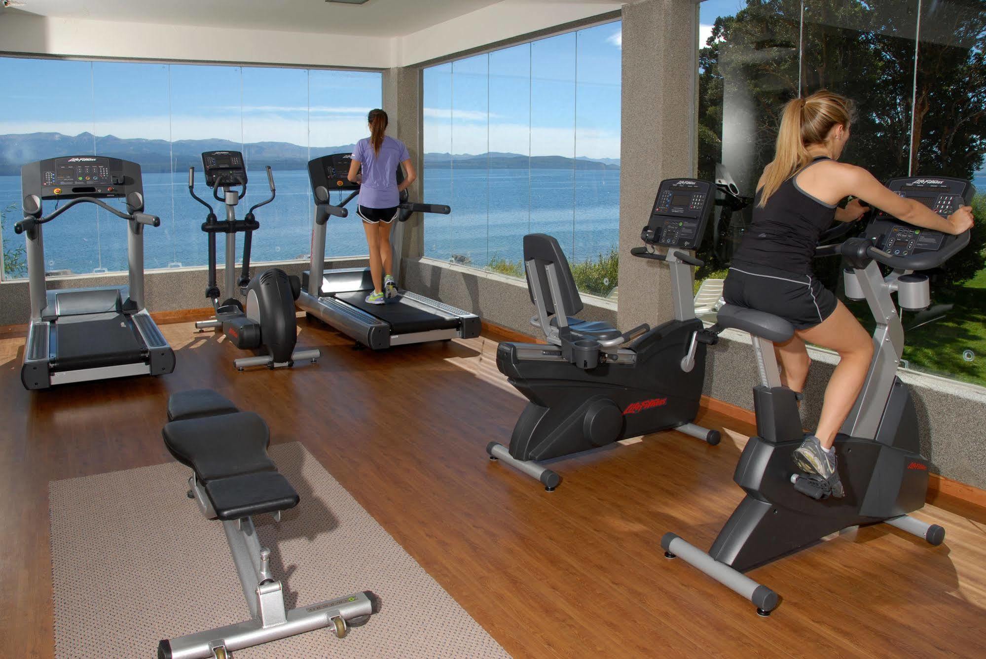 Alma Del Lago Suites & Spa Σαν Κάρλος ντε Μπαριλότσε Εξωτερικό φωτογραφία A gym